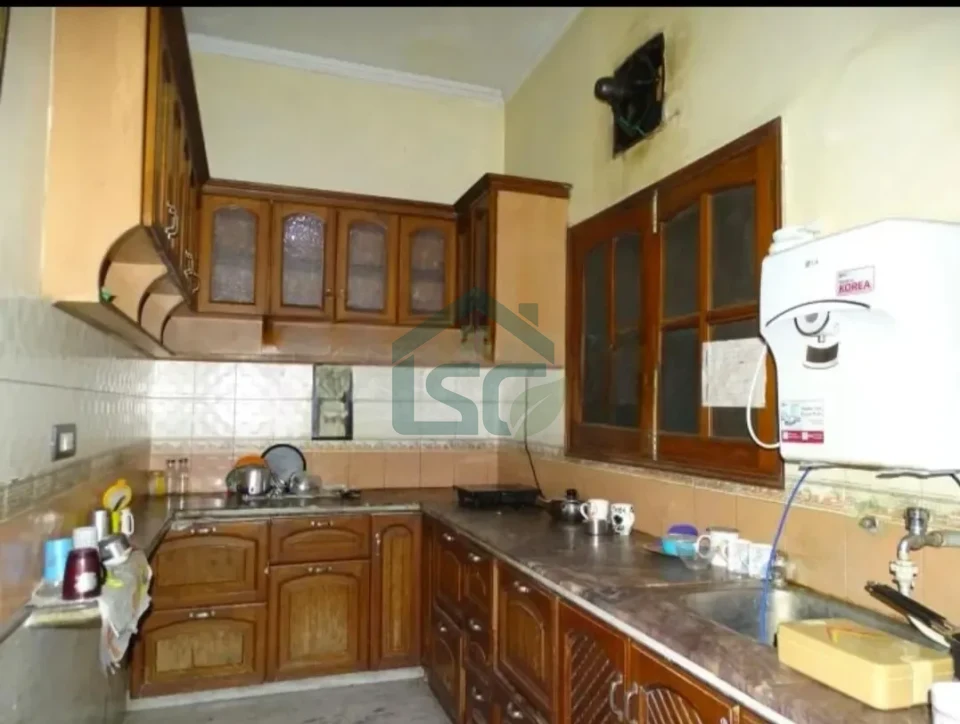 Lakshmi Girls PG in Rohini, Delhi — property photo 5
