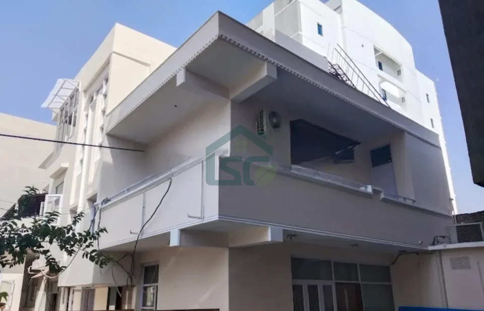 PG 351 in Sector 30, Gurugram — property photo 2