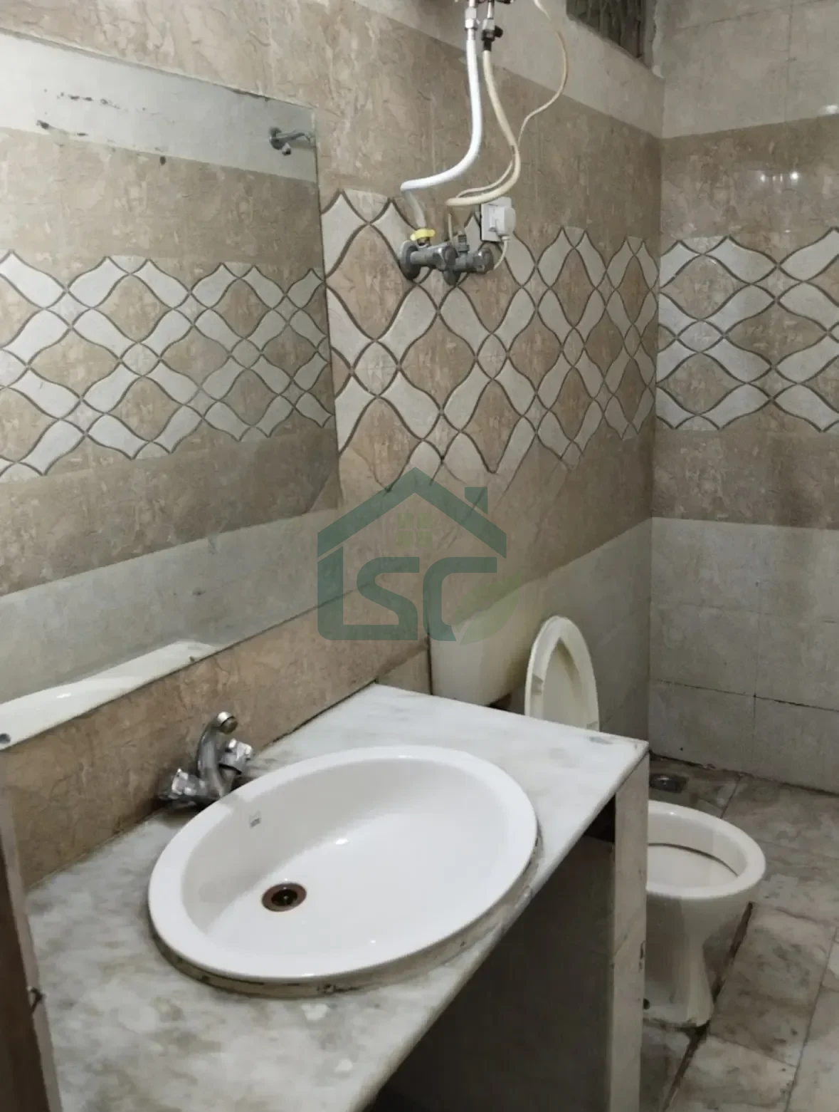 PG 351 in Sector 30, Gurugram — property photo 1