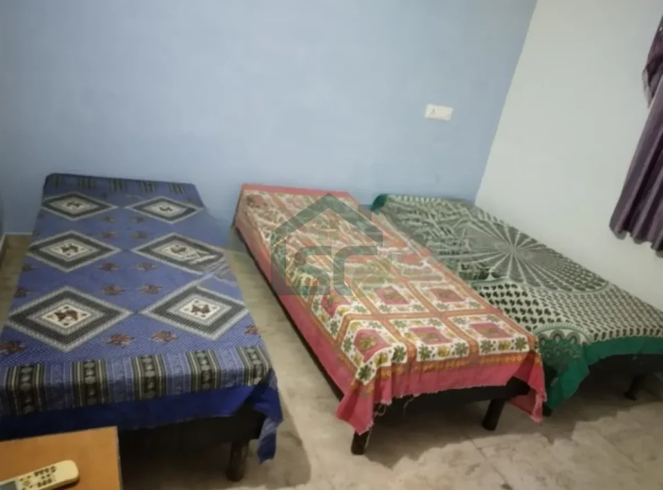 PG 351 in Sector 30, Gurugram — property photo 4
