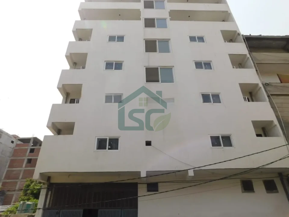 Roomorra luxury coliving PG in Sector 104, Noida — property photo 3