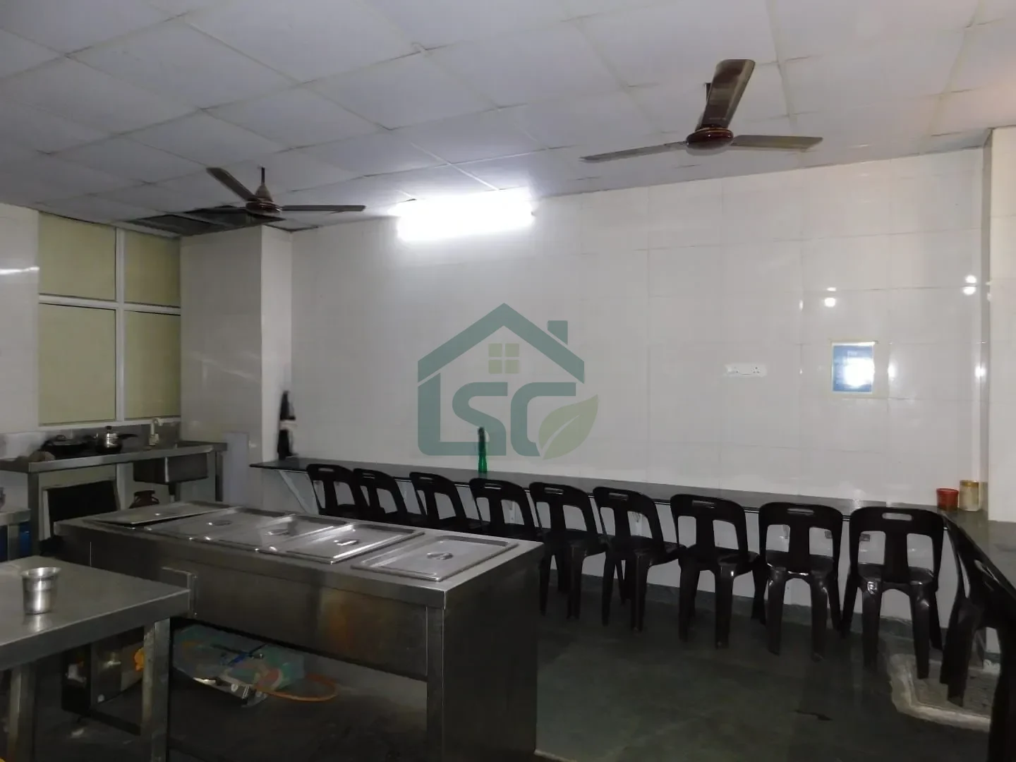 Roomorra luxury coliving PG in Sector 104, Noida — property photo 1