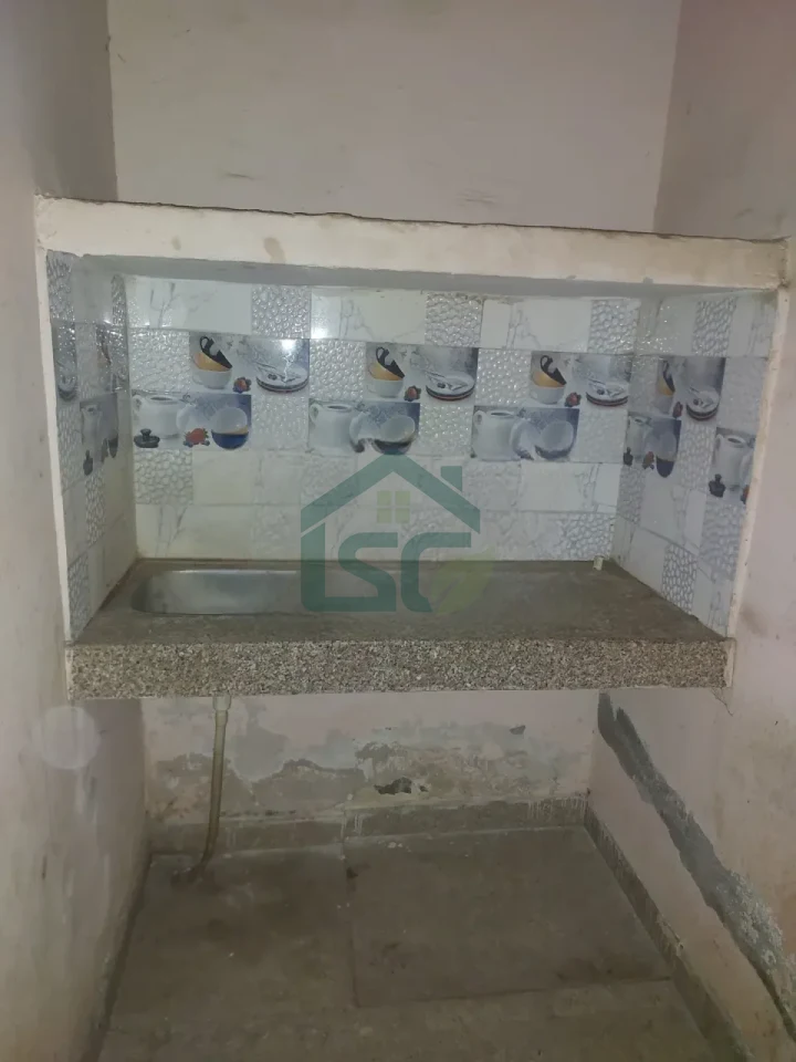 Suresh Room For Rent in Imt Manesar, Gurugram — property photo 5