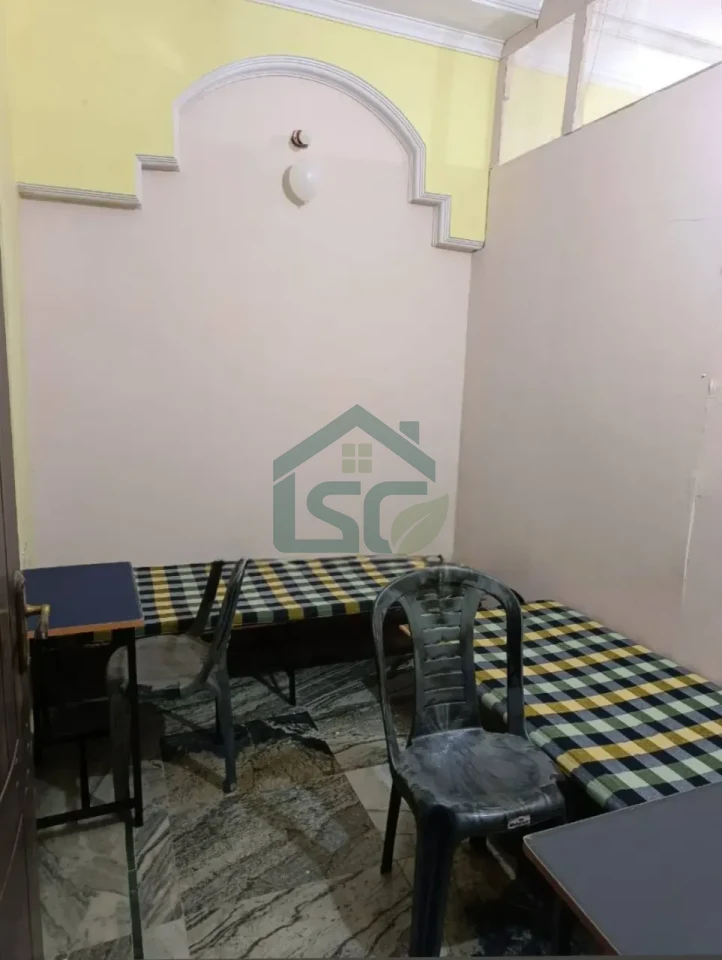 Evergreen PG in Indra Vikas Colony, Delhi — property photo 2