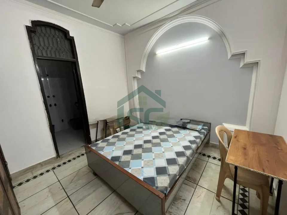 Living hub boys PG in GTB Nagar, Delhi — property photo 2