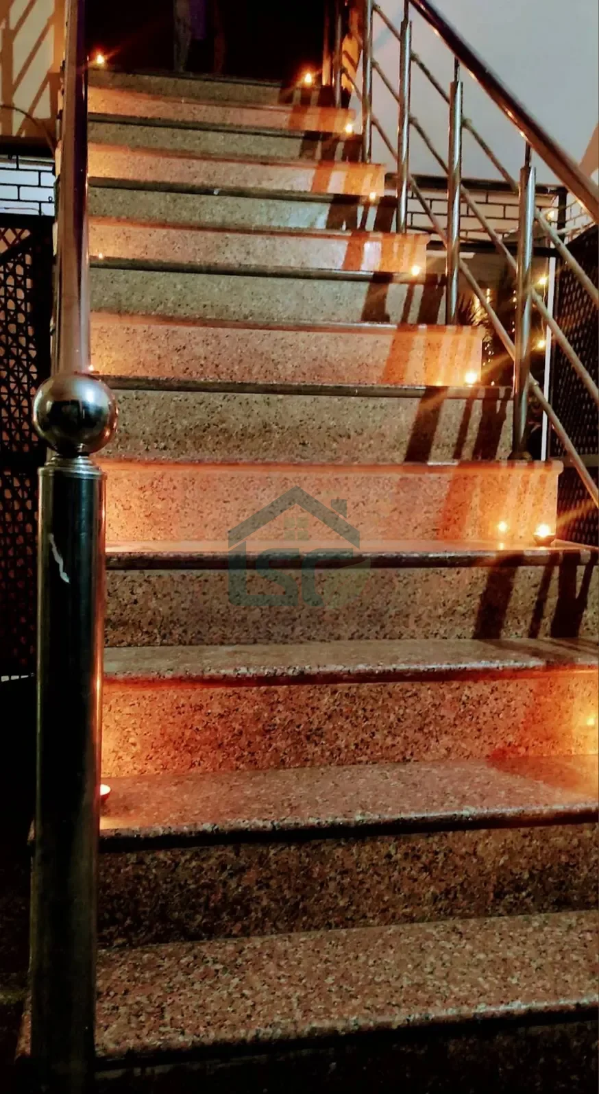 Girls PG Geeta Bhawan in Sector 13, Gurugram — property photo 1
