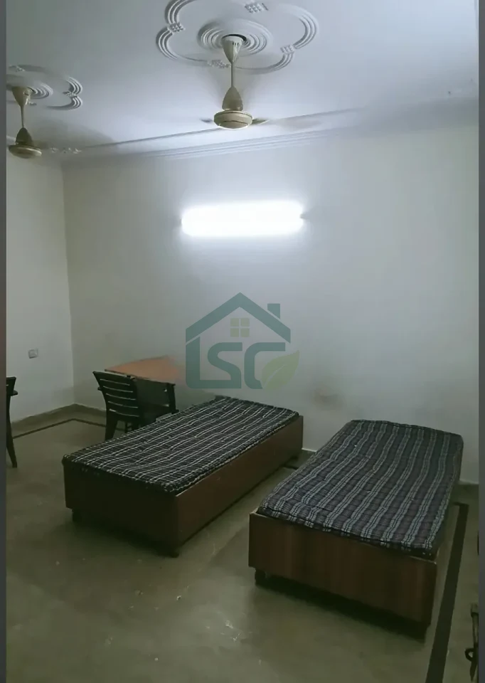 Aastha PG in Sainik Farm, Delhi — property photo 2
