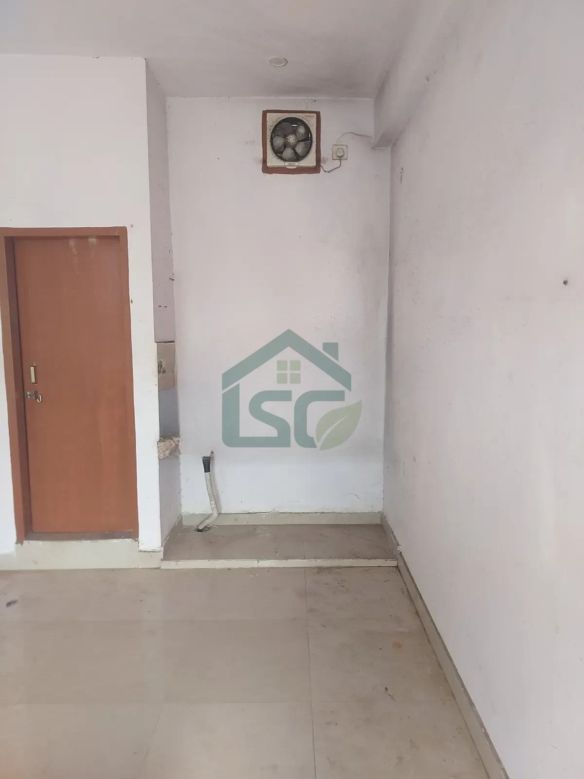 Vinay Room For Rent in Sector 94, Gurugram — property photo 1