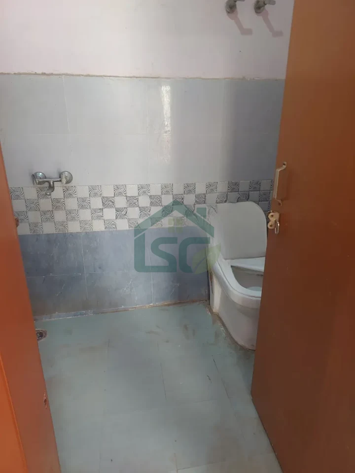 Vinay Room For Rent in Sector 94, Gurugram — property photo 3