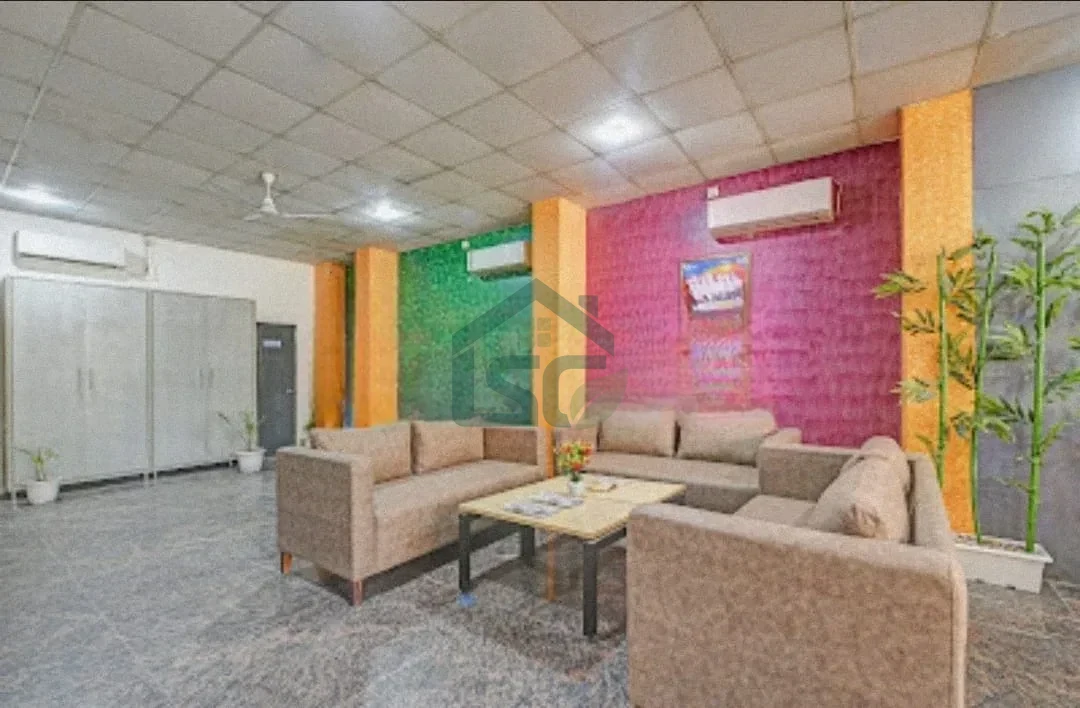 Royal Spark inn PG in Sector 38, Gurugram — property photo 1