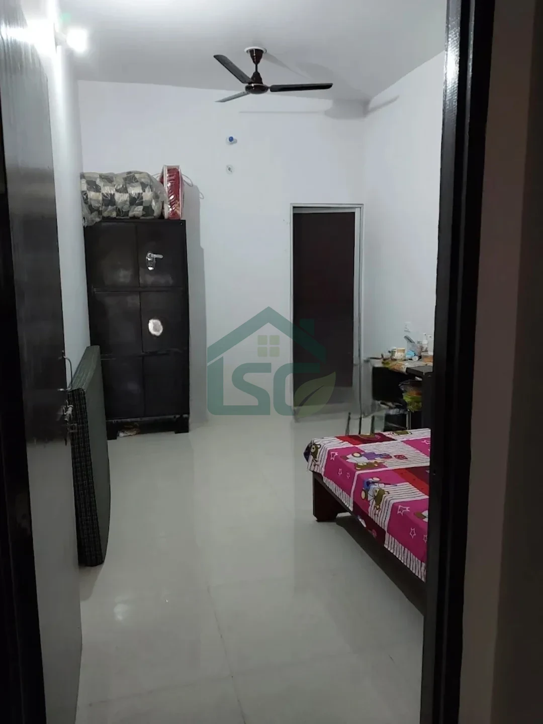 At Shree Shivangi PG Girls Hostel, Shankar purwa, Lucknow