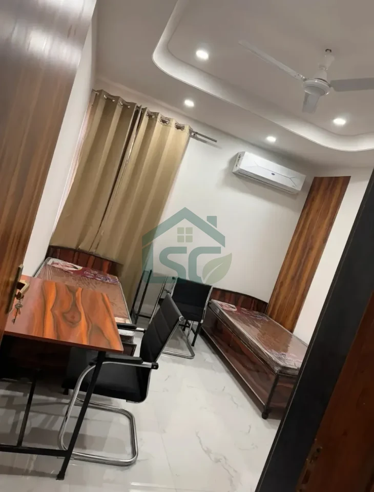 A J S living Girls PG in Shalimar Bagh, Delhi — property photo 5