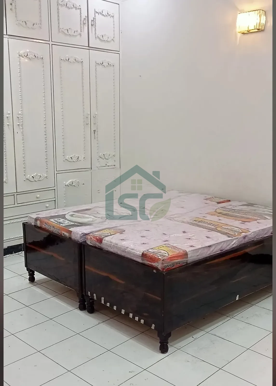 Angoori girls PG in Sector 17, Gurugram — property photo 1