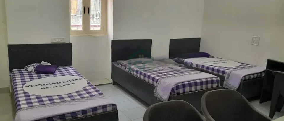 Standrad Living PG in Malka Ganj, Delhi — property photo 5