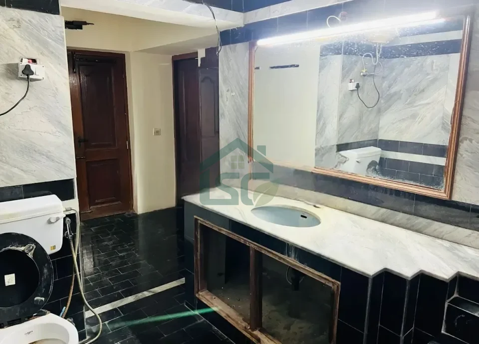 Standrad Living PG in Malka Ganj, Delhi — property photo 1