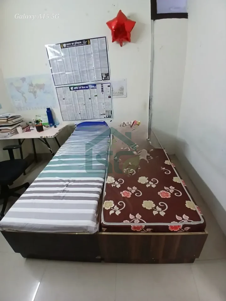 Student Home PG in Mukherjee Nagar, Delhi — property photo 4