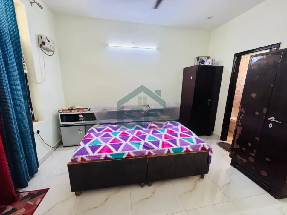 Kunal PG in Saraswati Vihar, Gurugram — property photo 3