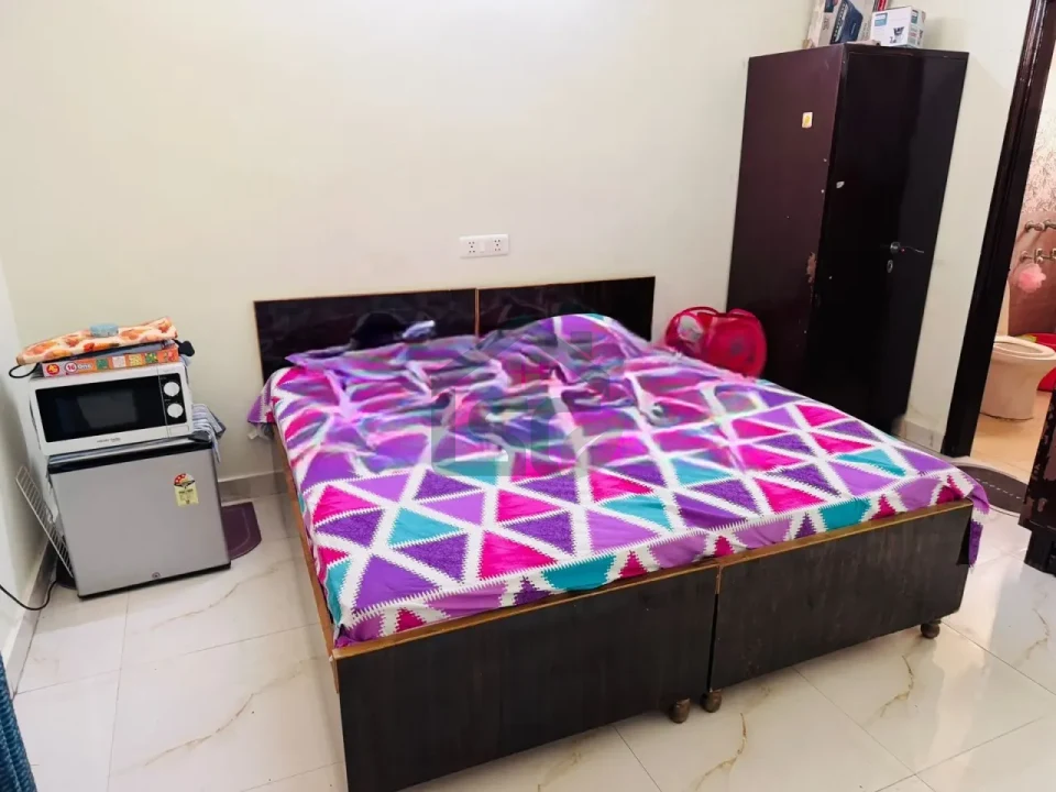 Kunal PG in Saraswati Vihar, Gurugram — property photo 4