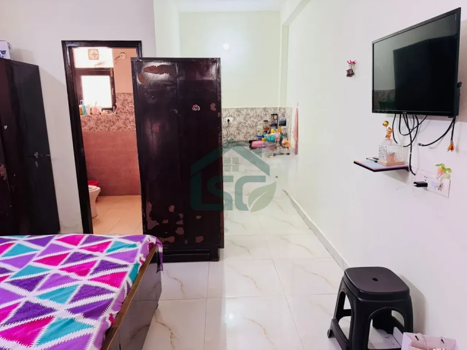 Kunal PG in Saraswati Vihar, Gurugram — property photo 2
