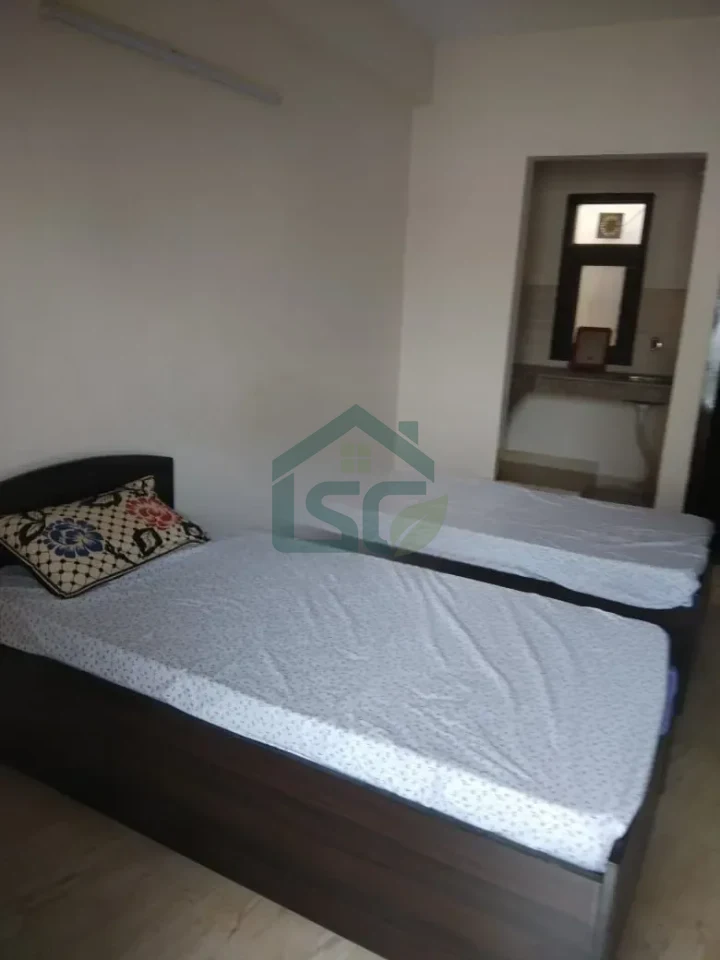 Kunal PG in Saraswati Vihar, Gurugram — property photo 1