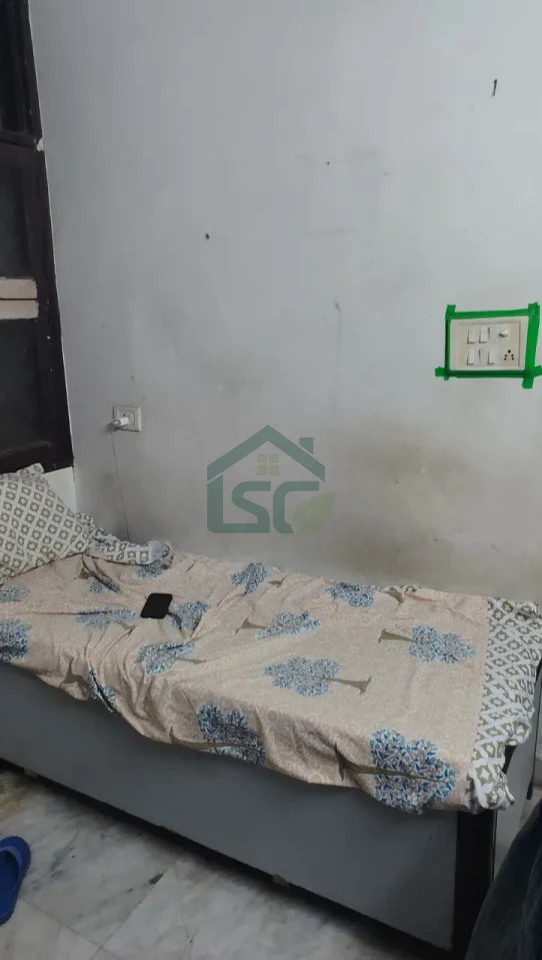 Aggrawal PG for Boys in Shakarpur, Delhi — property photo 3