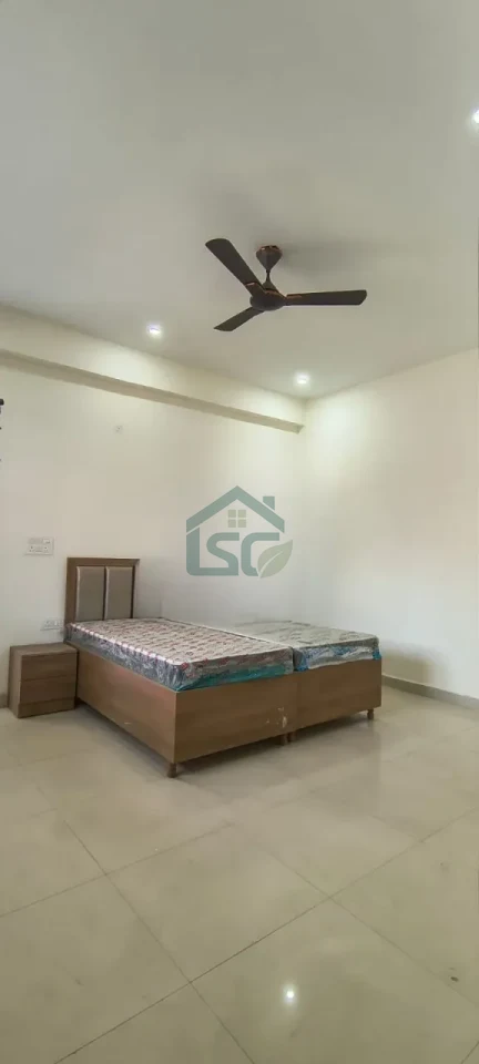 M8 PG in Sector 66, Noida — property photo 2