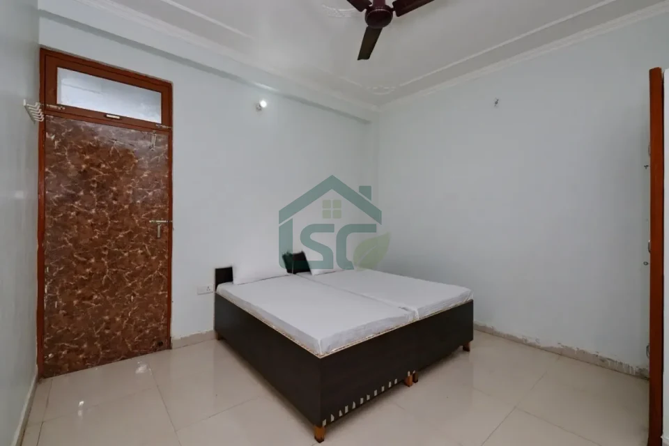 Ease stay PG in Sector 11, Gurugram — property photo 1