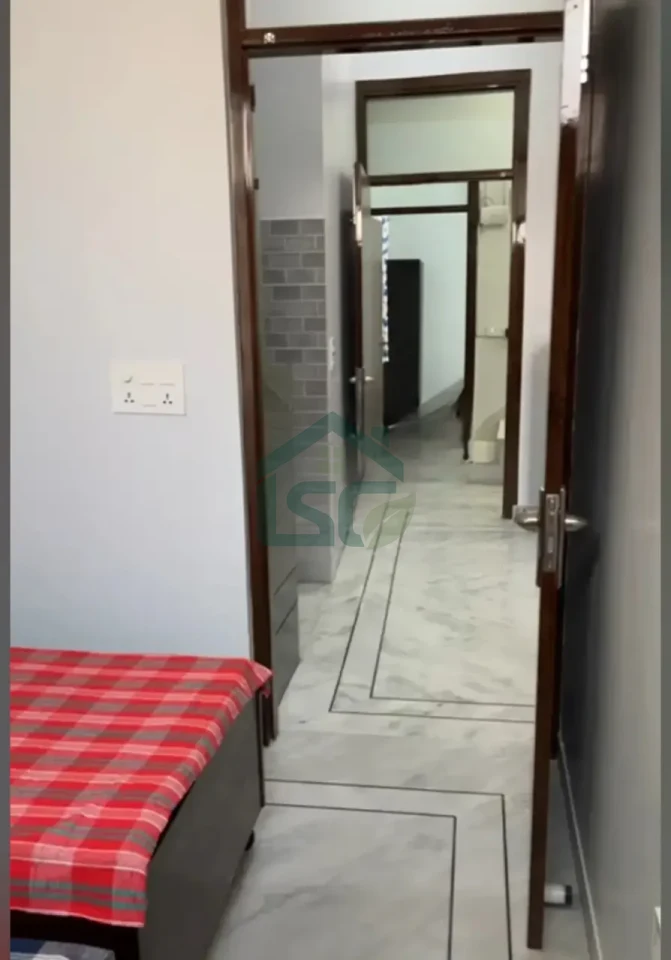 Queenstown Girls PG in Ashok Vihar, Delhi — property photo 2