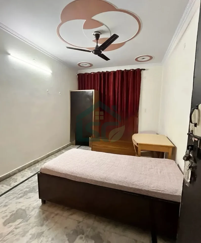 Queenstown Girls PG in Ashok Vihar, Delhi — property photo 4