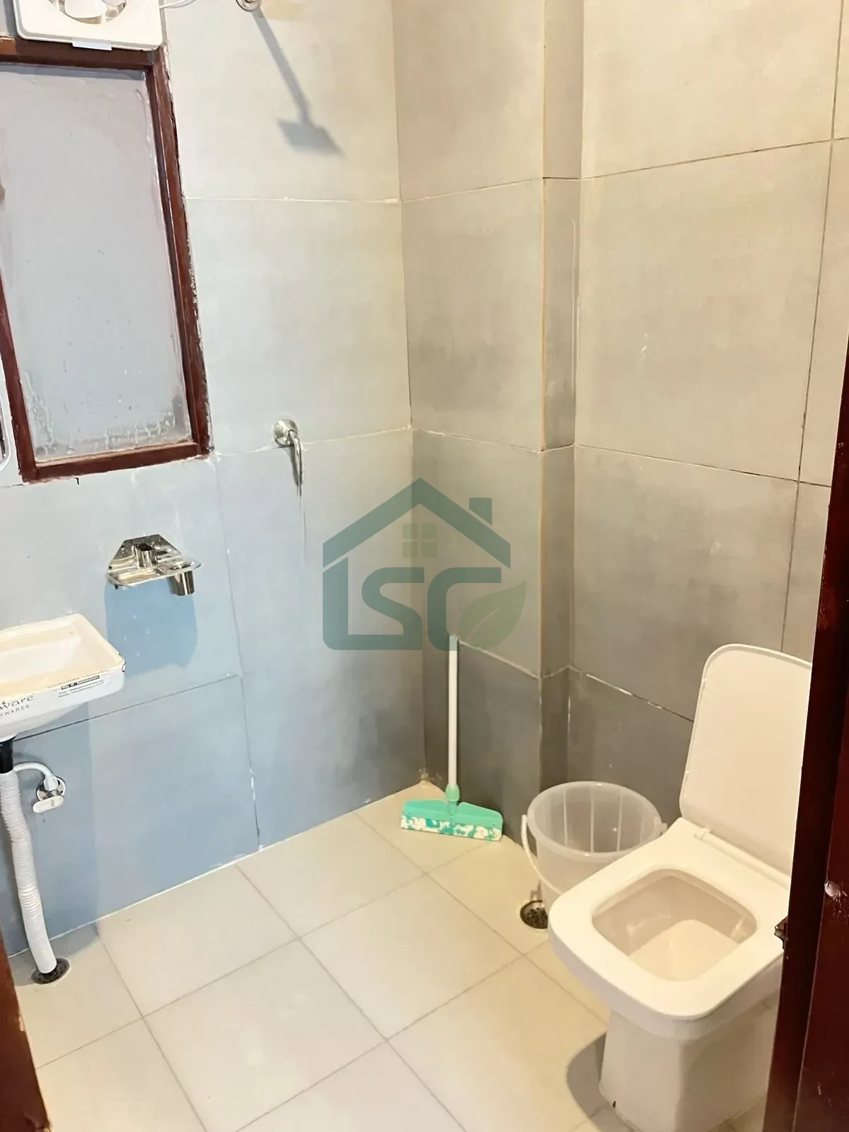 Apna Home Stay in Sector 71, Gurugram — property photo 1
