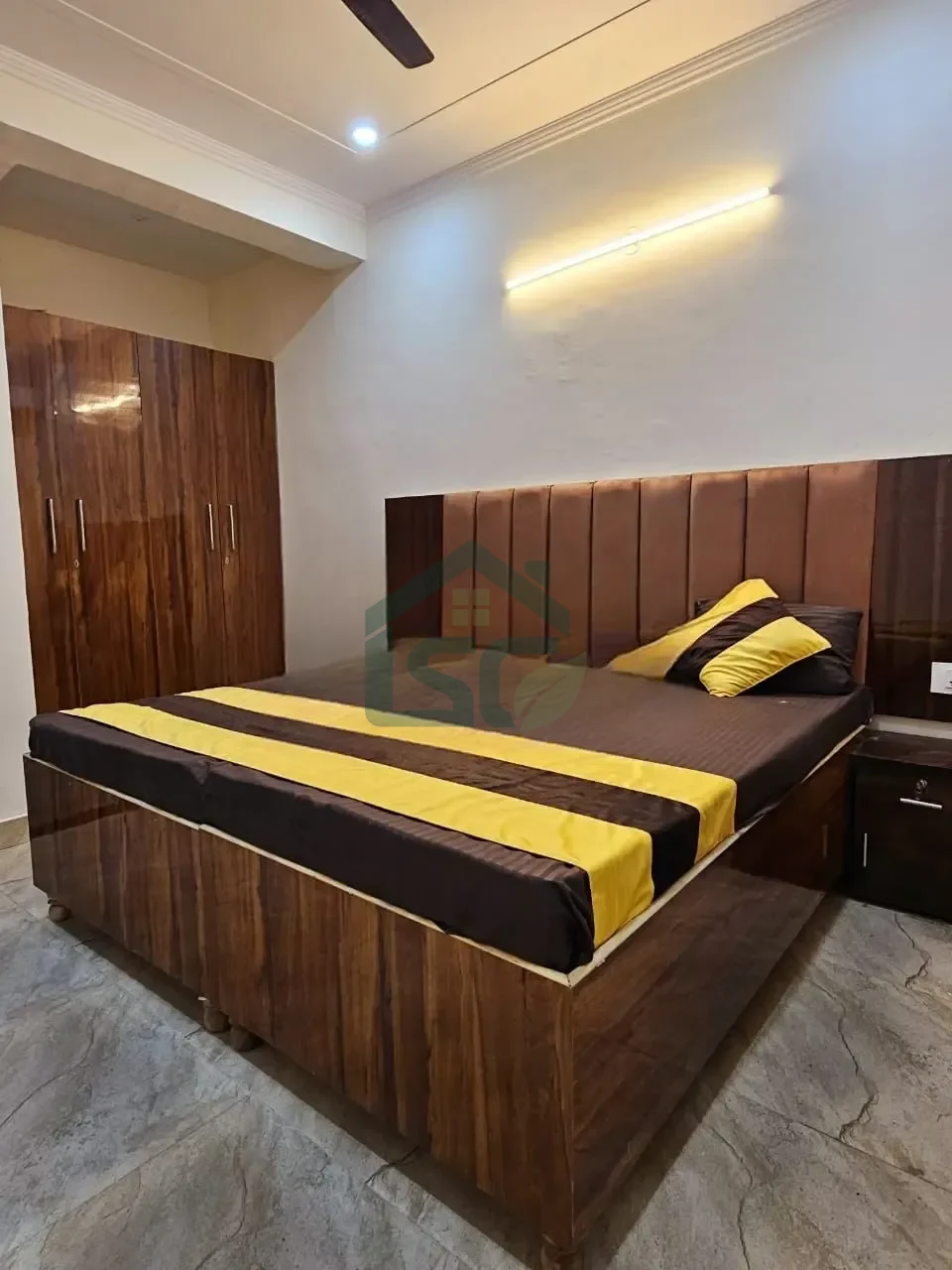 Amrit residency in Sector 23, Gurugram — property photo 1