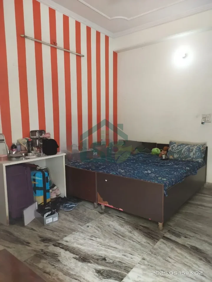 Raj PG in Sector 17, Gurugram — property photo 1