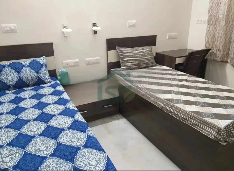 Homey PG For Girls in South Moti Bagh, Delhi — property photo 4