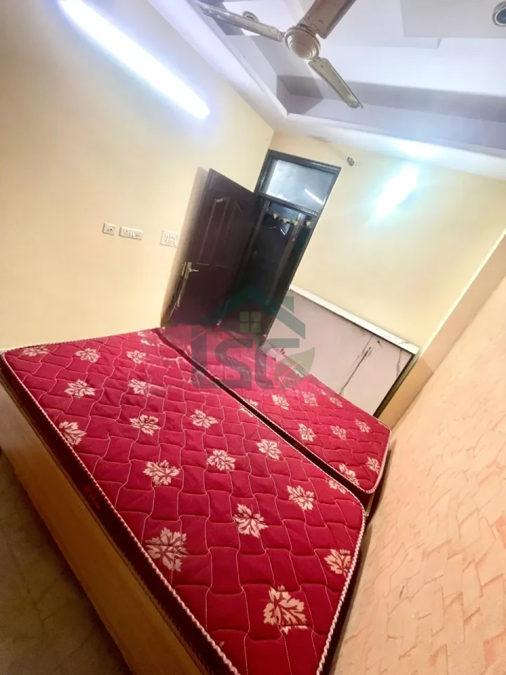 Housegrram PG in Laxmi Nagar, Delhi — property photo 1