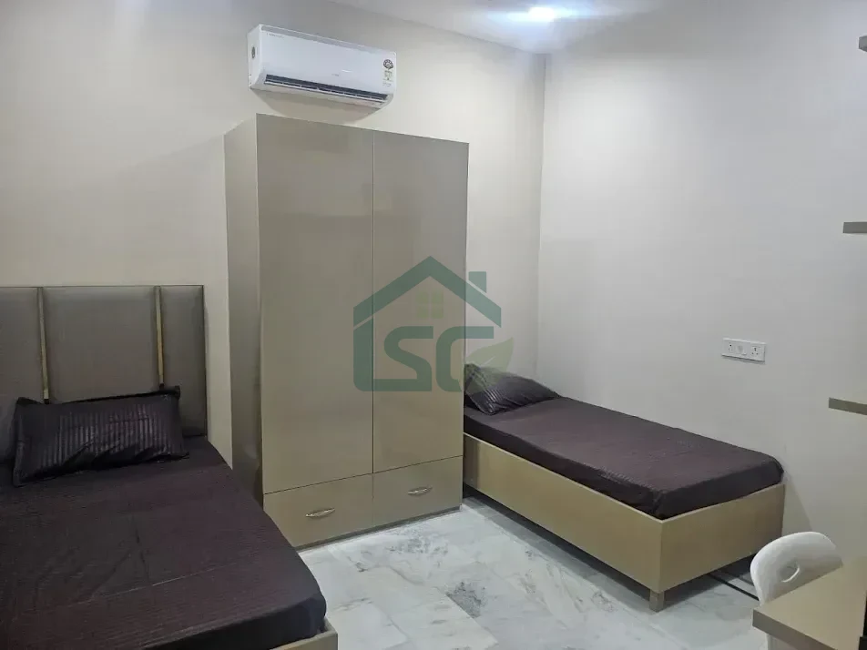 At New Gurukul Hostel And PG, Janakpuri, New Delhi