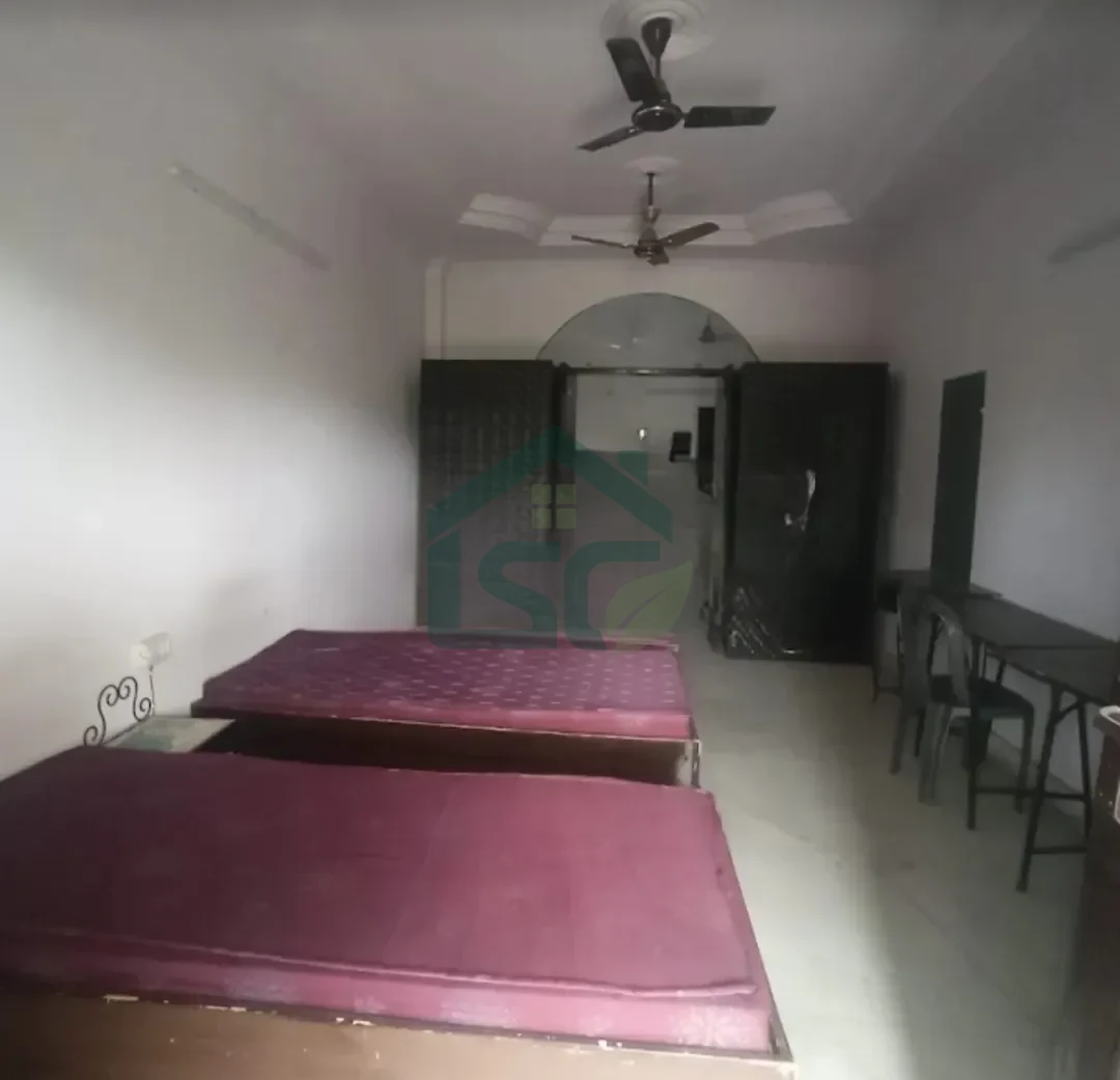 Gurukul Girls PG in GTB Nagar, Delhi — property photo 1