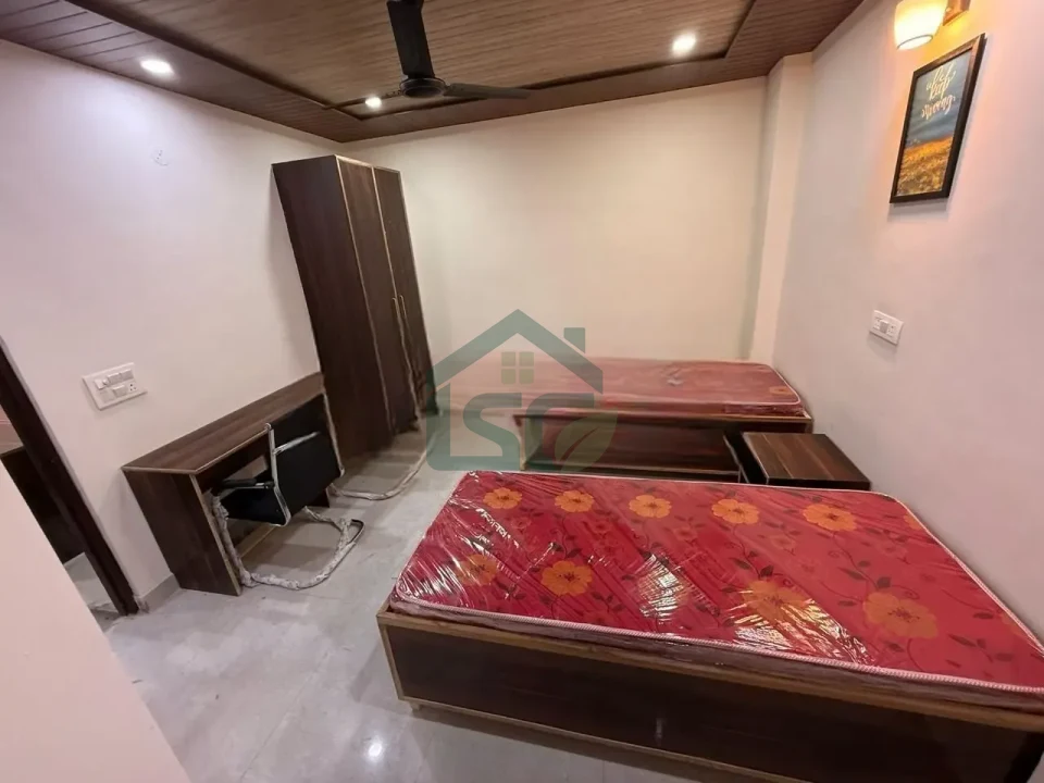 Swastik PG & Hostels girls in Block C, Delhi — property photo 2