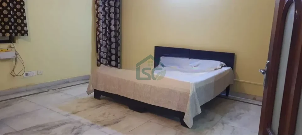 Om Sadan PG For Girls in Rohini, Delhi — property photo 1