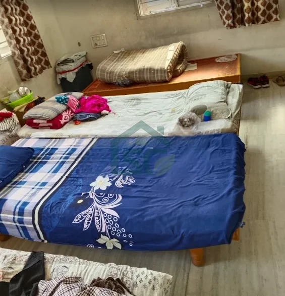 At Om Girls PG, Thaltej, Ahmedabad