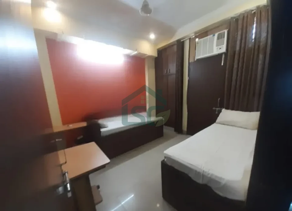 Stay 81 PG in Madangir, Delhi — property photo 3