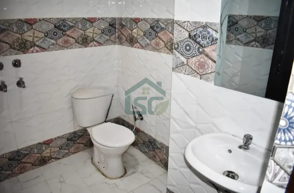 Stay 81 PG in Madangir, Delhi — property photo 2