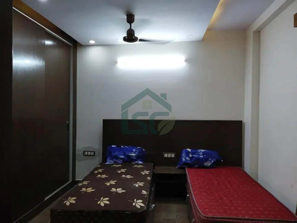 Smart PG for Girls in South Extension I, Delhi — property photo 4