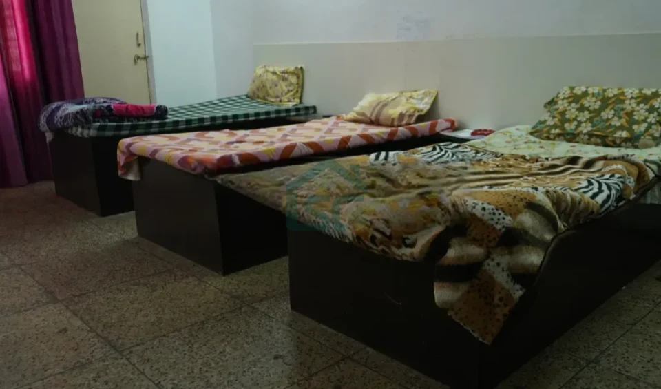 Sanskriti avss boys hostel in Sector 62, Noida — property photo 1