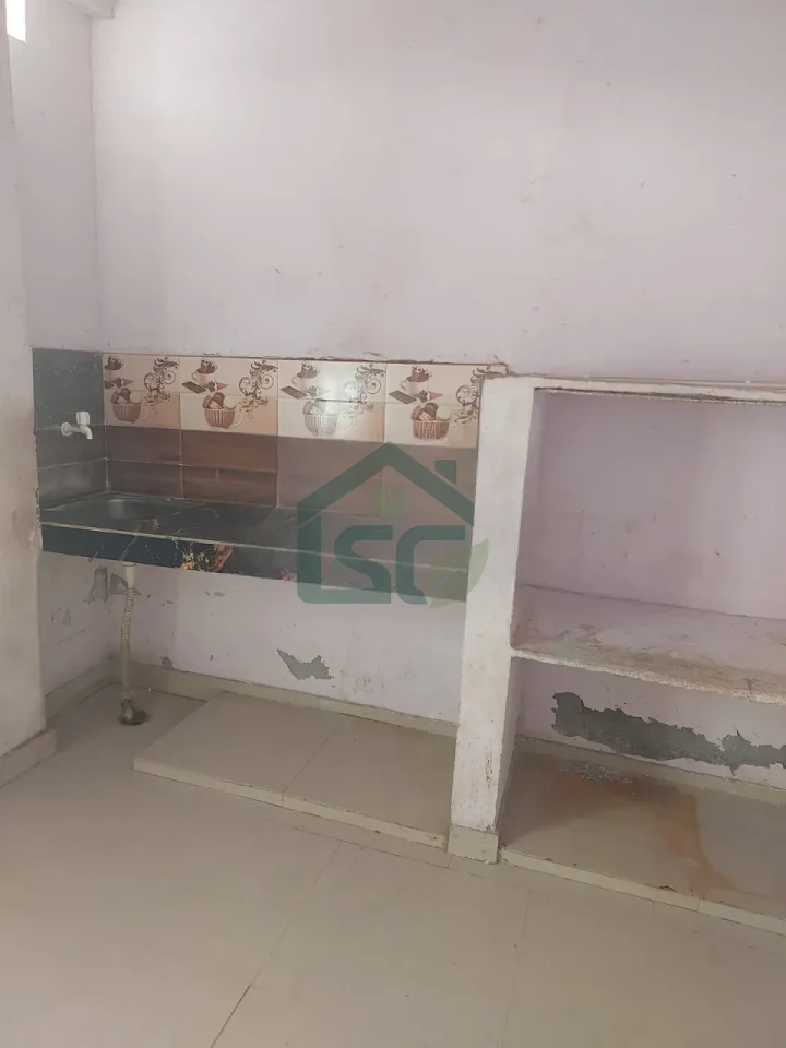 Suraj Room For Rent in Sector 85, Gurugram — property photo 4