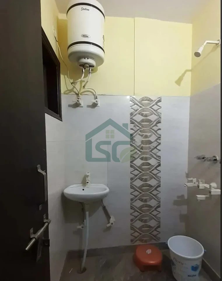 Krishna PG in Alipur, Delhi — property photo 1