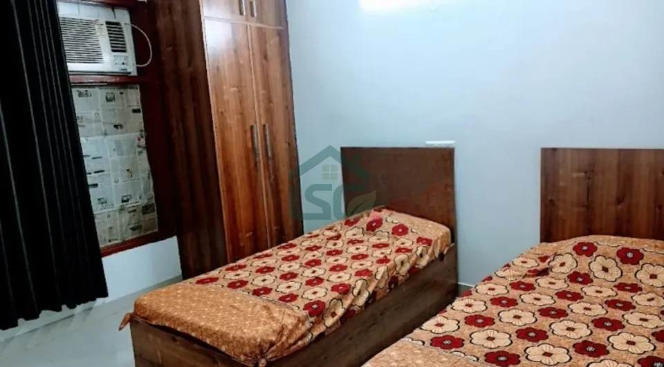 Ganesh PG for Boys and Girls in Nawada, Delhi — property photo 1