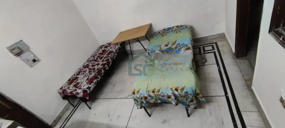 Evergreen PG in Indra Vikas Colony, Delhi — property photo 3