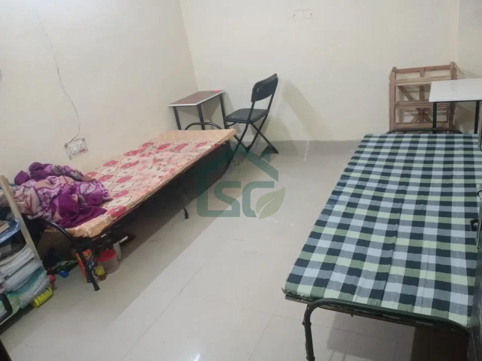 Evergreen PG in Indra Vikas Colony, Delhi — property photo 2