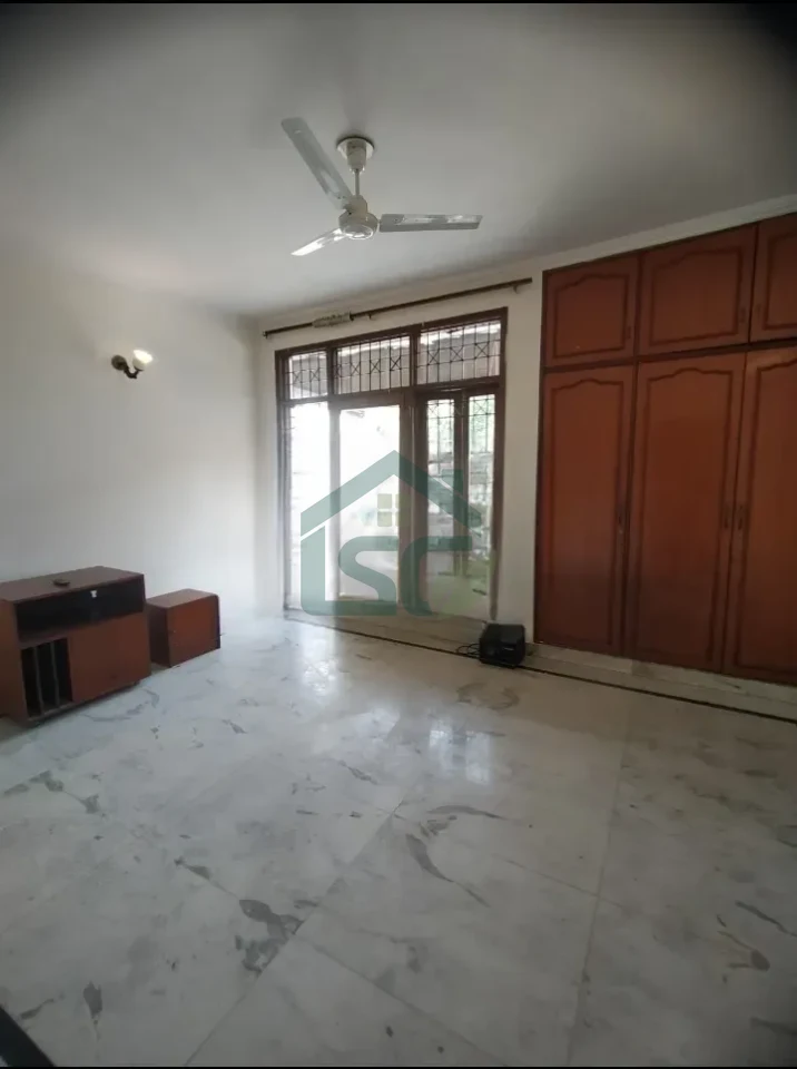 Sushant Lok in Sector 43, Gurugram — property photo 5