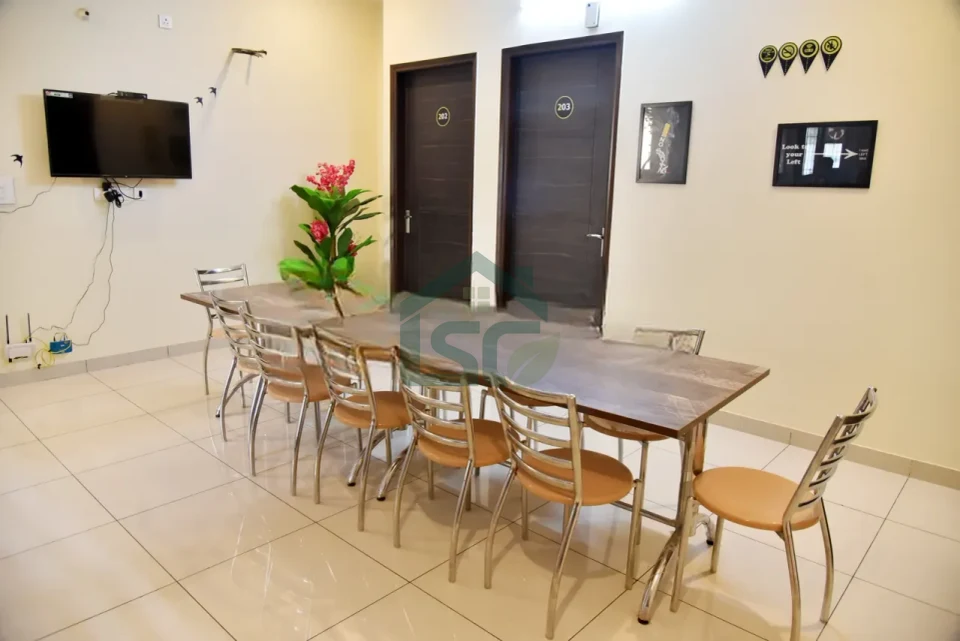 Nirvana Rooms in sector 46, Gurugram — property photo 3